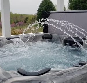 Oslo Hot Tub