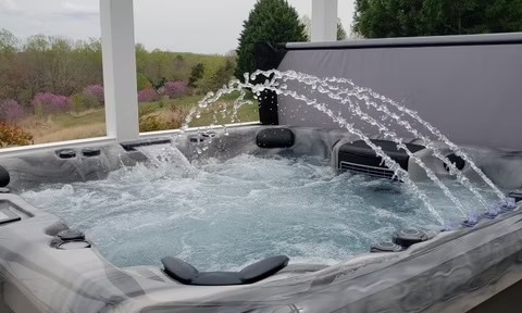 Oslo Hot Tub