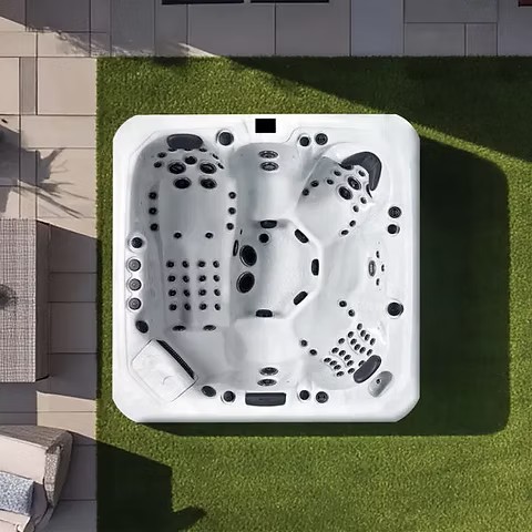Tokyo Hot Tub - Image 3